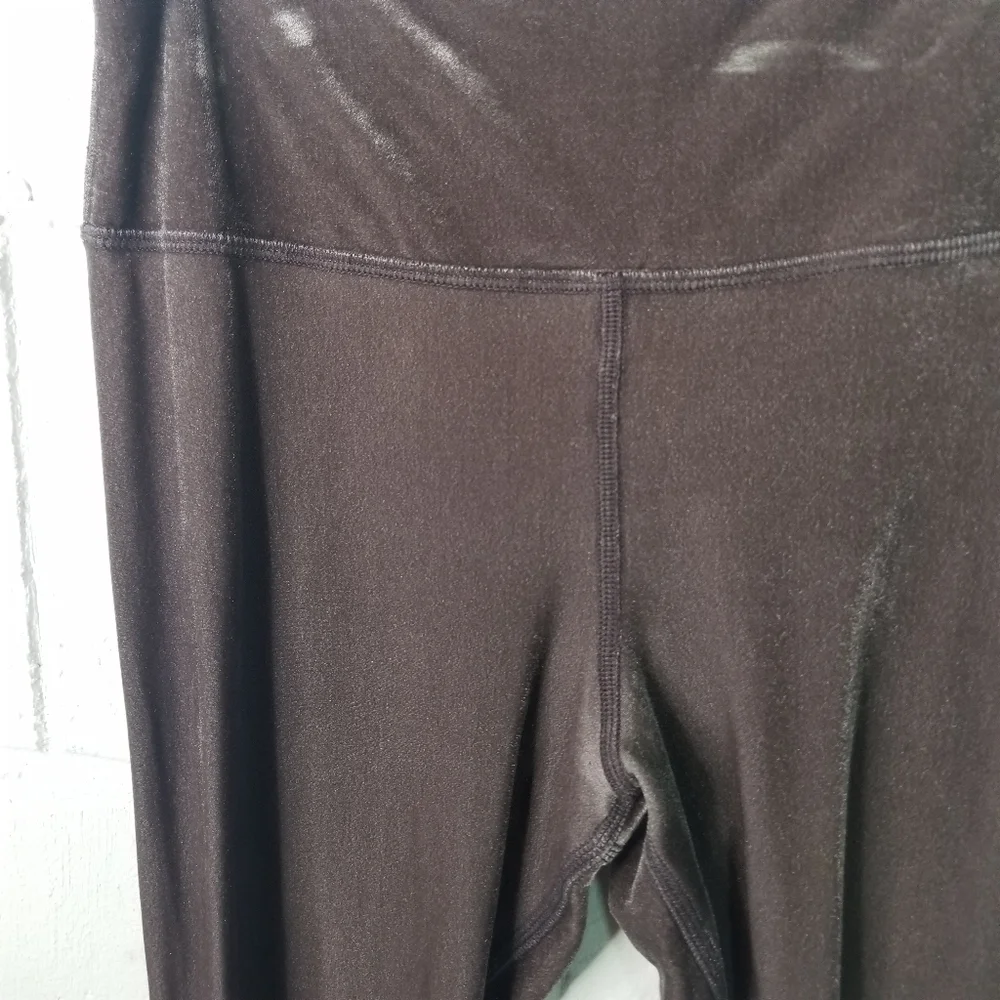 Alo Ultra Lux Velvet velour hi waist leggings - Picture 10 of 11